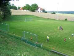 Grossansicht in neuem Fenster: Fußballplatz Grossansicht in neuem Fenster: Fußballplatz